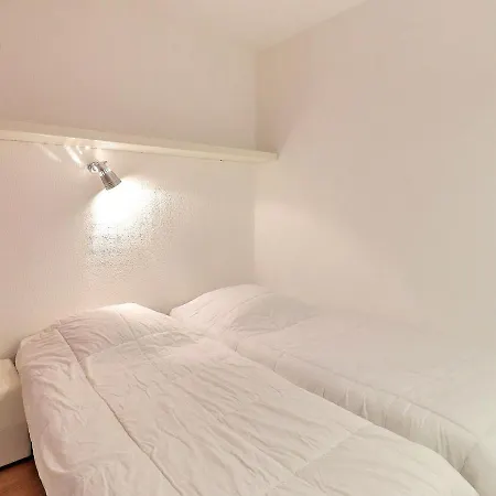 Confortable T2 Skis Aux Pieds, Animaux Autorisés - Fr-1-182a-19 *